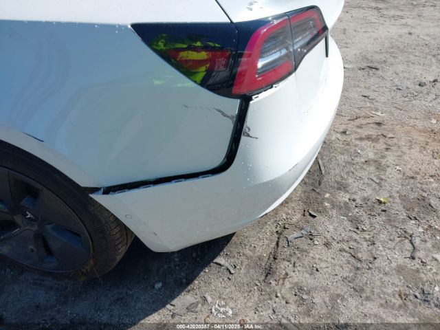 2022 TESLA MODEL 3 5YJ3E1EB3NF105770 Photo 5