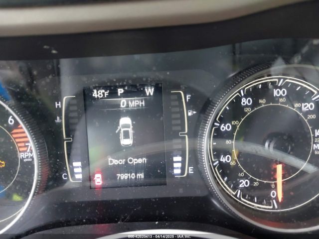 1C4PJLCB0JD595520 Jeep Cherokee Latitude Fwd
