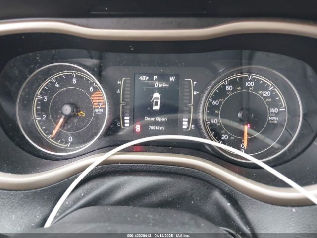 1C4PJLCB0JD595520 Jeep Cherokee Latitude Fwd
