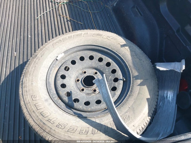 1GCVKREH2JZ264045 Chevrolet Silverado 1500 1lt