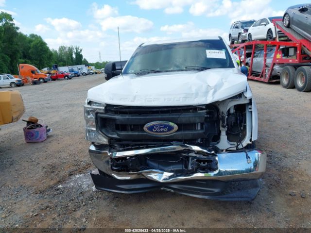 1FT7W2B68NEF97337 Ford F-250 Xl