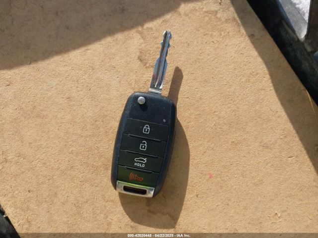 3KPFL4A72HE015672 KIA FORTE LX