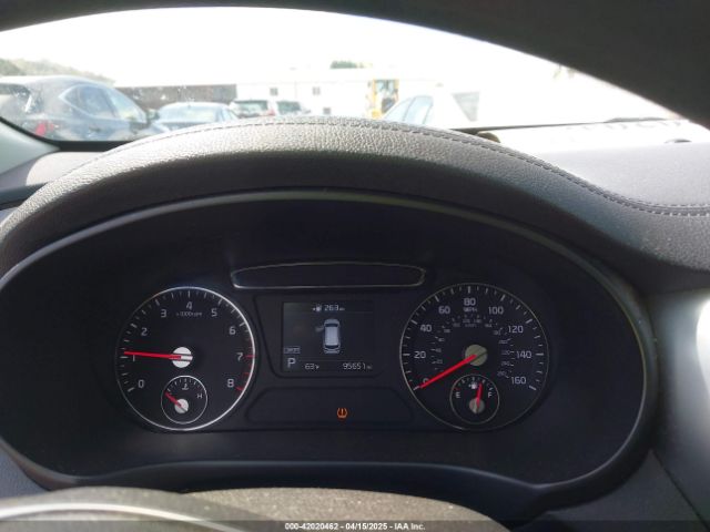 5XYPGDA52KG487940 KIA Sorento 3.3l Lx