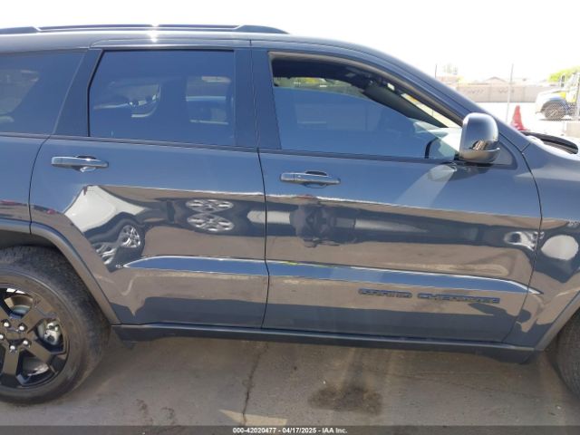 1C4RJFAG1JC377780 Jeep Grand Cherokee Upland 4x4