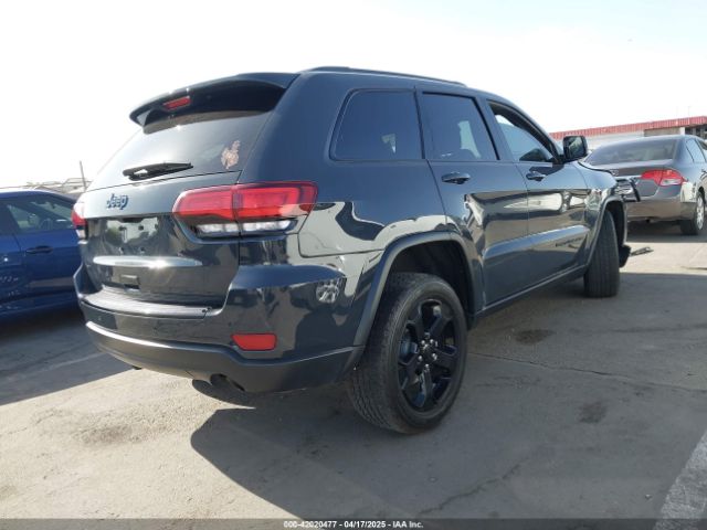 1C4RJFAG1JC377780 Jeep Grand Cherokee Upland 4x4
