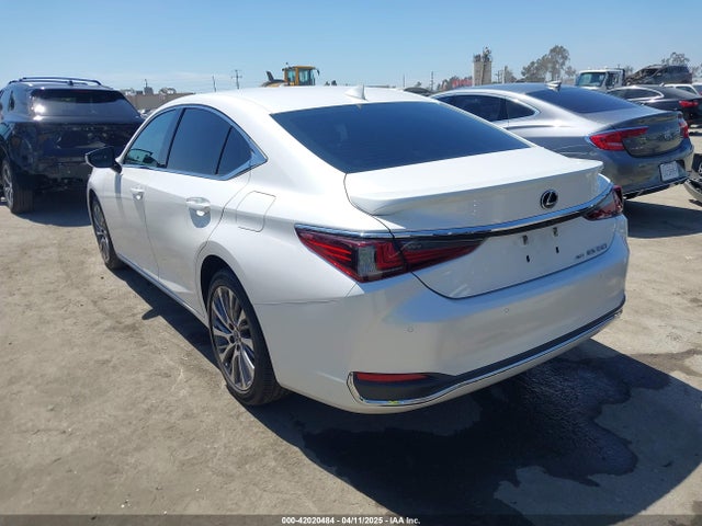 Lexus ES 250 2021 58AD11D18MU006266 Image 3