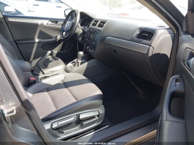 3VWD17AJ4FM316616 Volkswagen Jetta 1.8t Se