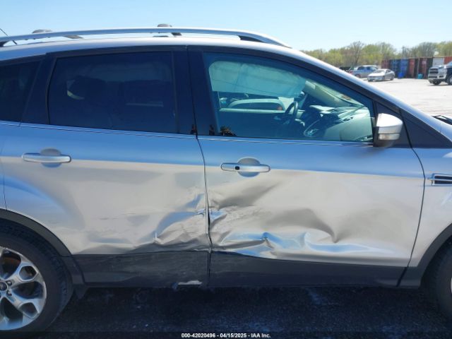 1FMCU0J94EUB84787 Ford Escape Titanium