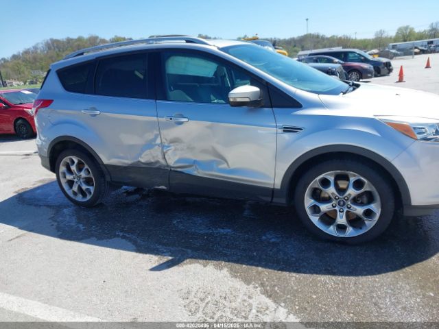 1FMCU0J94EUB84787 Ford Escape Titanium