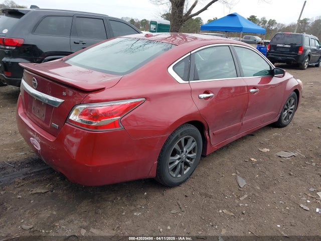 Nissan Altima 2.5 S 2015 1N4AL3AP2FC587159 Image 4