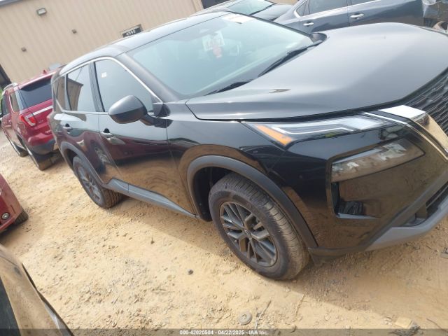 5N1BT3AB4PC676229 Nissan Rogue S Intelligent Awd