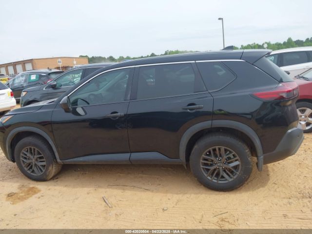 5N1BT3AB4PC676229 Nissan Rogue S Intelligent Awd