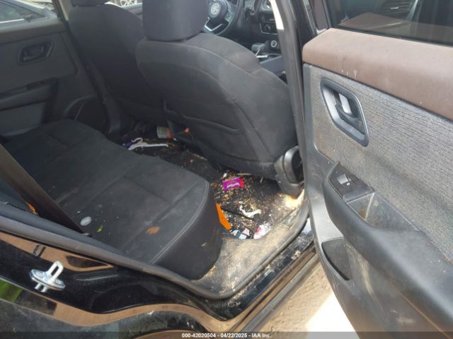 5N1BT3AB4PC676229 Nissan Rogue S Intelligent Awd