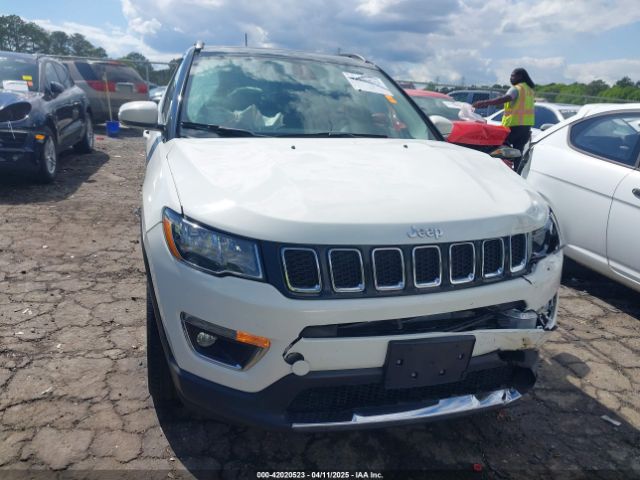 3C4NJDCB0JT314422 Jeep Compass Limited 4x4