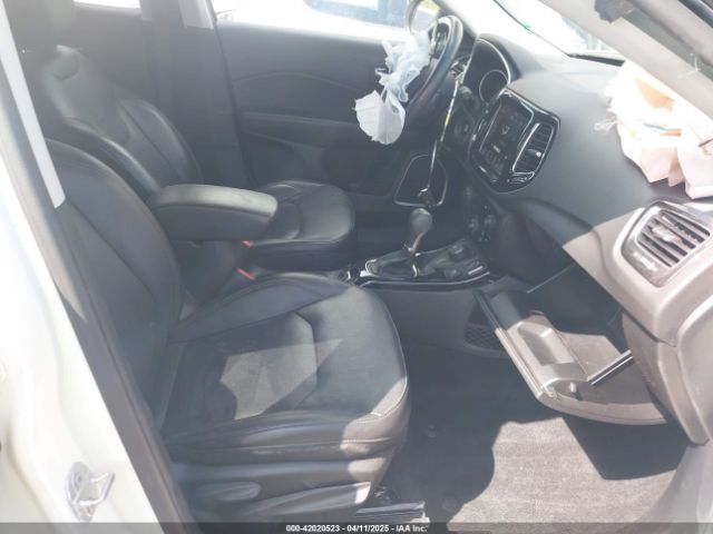 3C4NJDCB0JT314422 Jeep Compass Limited 4x4