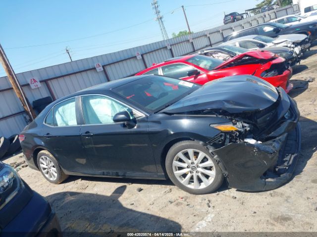 4T1B11HK2JU081624 Toyota CAMRY LE