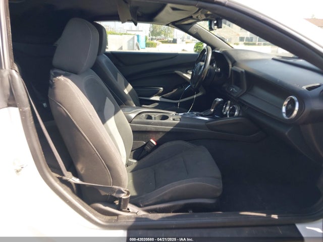 1G1FB3DS7K0120438 Chevrolet Camaro 1lt