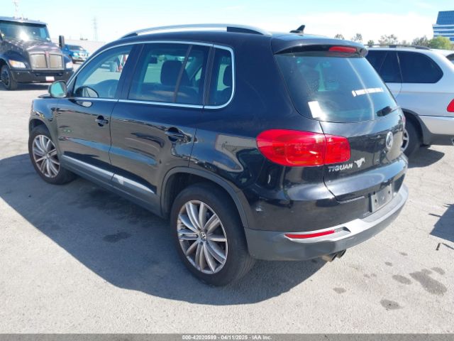 2015 VOLKSWAGEN TIGUAN WVGAV7AX5FW509612 Photo 2