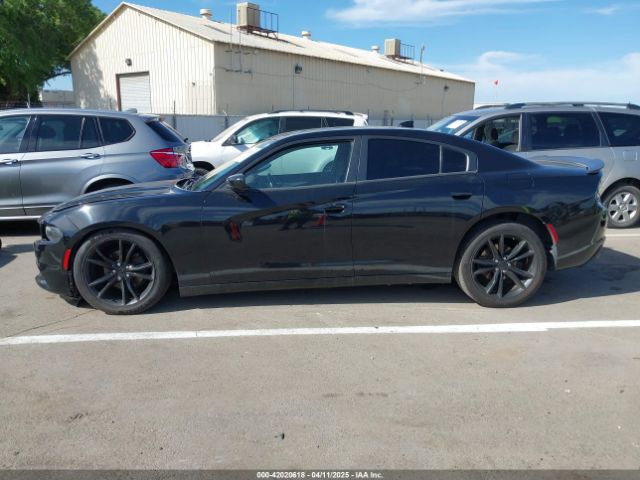 2C3CDXHG6GH146764 Dodge Charger Sxt
