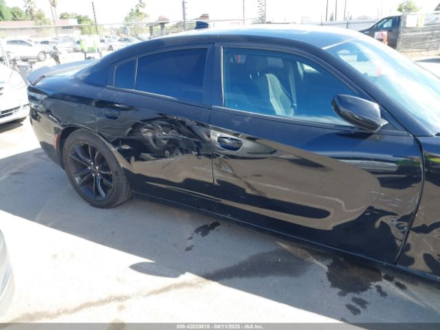 2C3CDXHG6GH146764 Dodge Charger Sxt