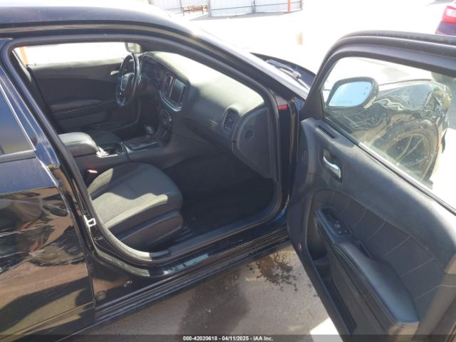 2C3CDXHG6GH146764 Dodge Charger Sxt