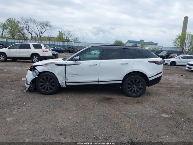 Land Rover aj126 2018 SALYL2RV4JA726467 Image 14