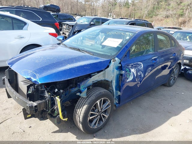 3KPF24AD2PE532414 KIA Forte Lxs