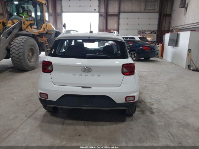 KMHRC8A30PU277140 Hyundai Venue Sel