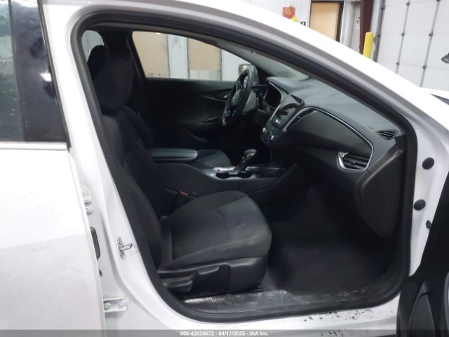 1G1ZD5ST9NF160990 Chevrolet Malibu Fwd Lt