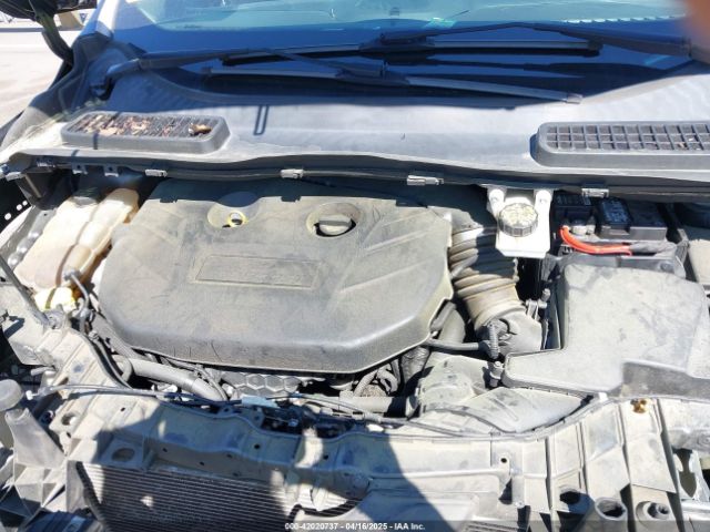 1FMCU9G98FUB04601 Ford ESCAPE SE