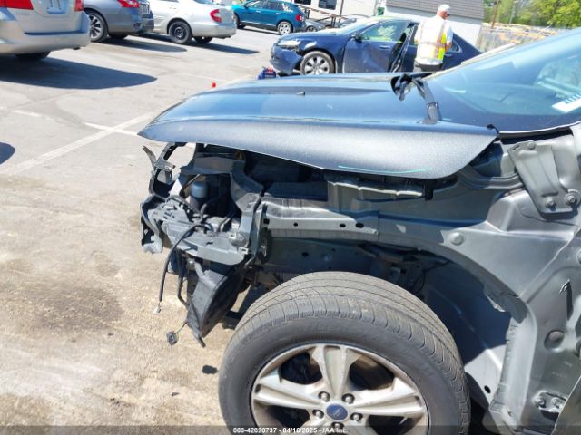 1FMCU9G98FUB04601 Ford ESCAPE SE