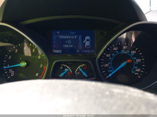 1FMCU9G98FUB04601 Ford ESCAPE SE