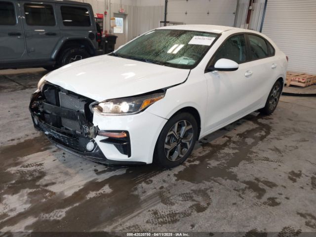 3KPF24AD5ME340898 KIA Forte Lxs