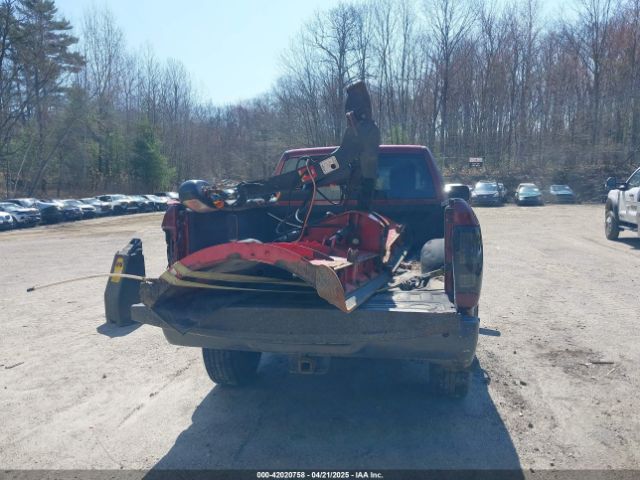 3C6UR5CJ4HG740822 RAM 2500 Tradesman  4x4 6'4 Box