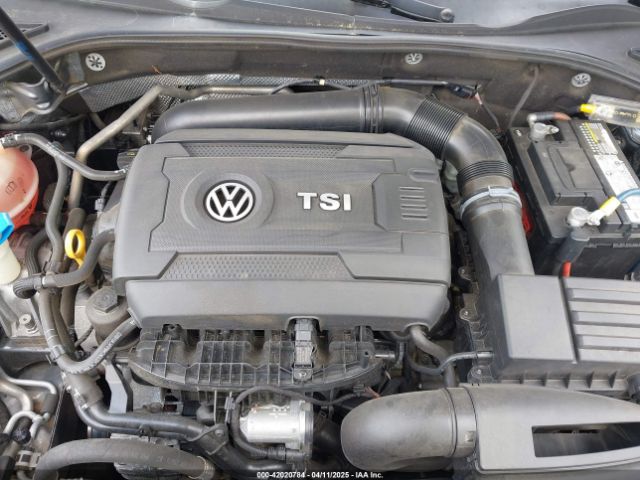 1VWDT7A37HC013054 Volkswagen Passat 1.8t R-line