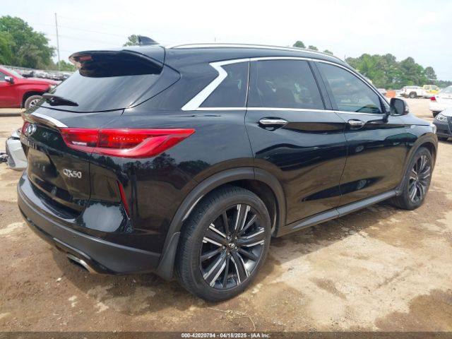 2021 INFINITI QX50 3PCAJ5BAXMF125311 Photo 3