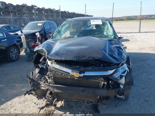 2GNAXJEV9J6261184 Chevrolet EQUINOX LT