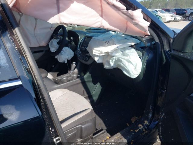 2GNAXJEV9J6261184 Chevrolet EQUINOX LT