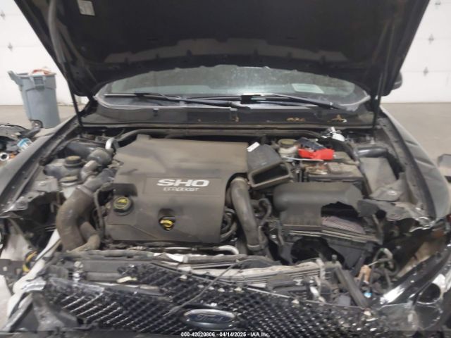 1FAHP2KTXJG119724 Ford TAURUS SHO