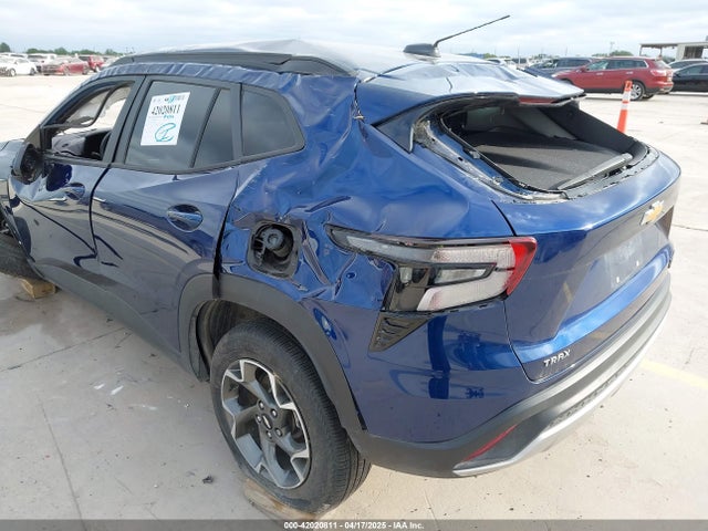 KL77LHE20RC030428 Chevrolet Trax Fwd Lt