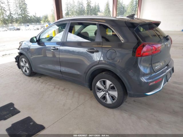 KNDCM3LD1K5217385 KIA Niro Plug-in Hybrid Lx