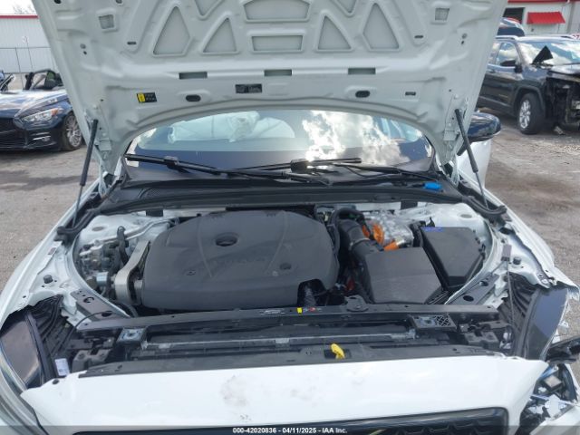 7JRH60FL6RG297087 Volvo S60 Recharge Plug-in Hybrid T8 Plus Dark Theme