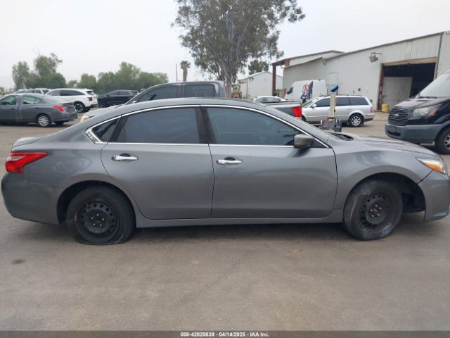 1N4AL3AP8HC112716 Nissan ALTIMA 2.5