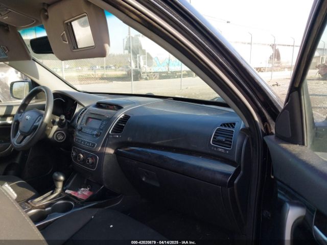 5XYKT3A68EG522364 KIA SORENTO LX