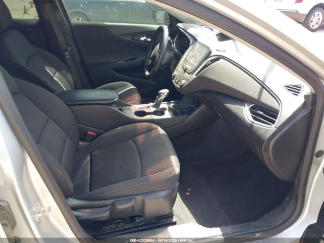 1G1ZG5ST6MF014312 Chevrolet Malibu Fwd Rs