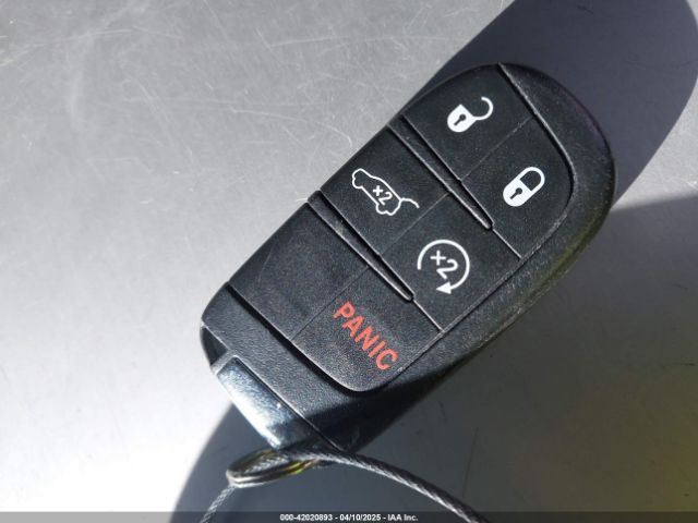 2019 JEEP COMPASS 3C4NJCBB0KT676974 Photo 10