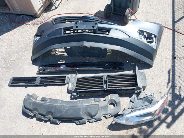 1GNERJKW8KJ291418 Chevrolet Traverse Rs