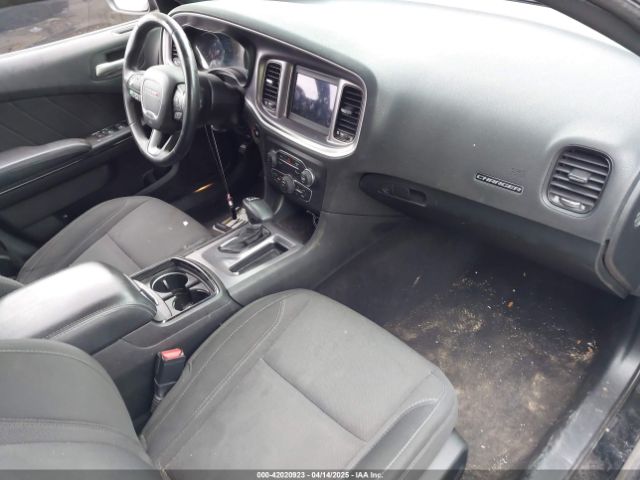 2019 DODGE CHARGER 2C3CDXBG8KH588172 Photo 4