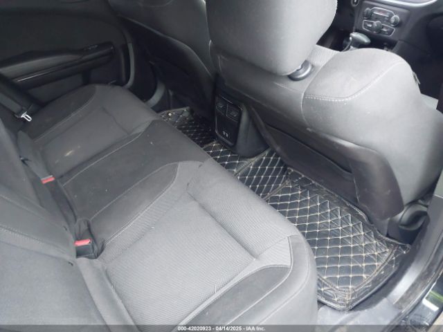 2019 DODGE CHARGER 2C3CDXBG8KH588172 Photo 7
