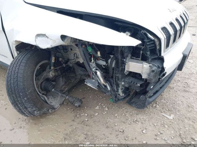1C4PJMCSXEW150735 Jeep Cherokee Latitude